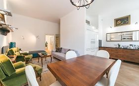 Freta Unique Old Town Apartment